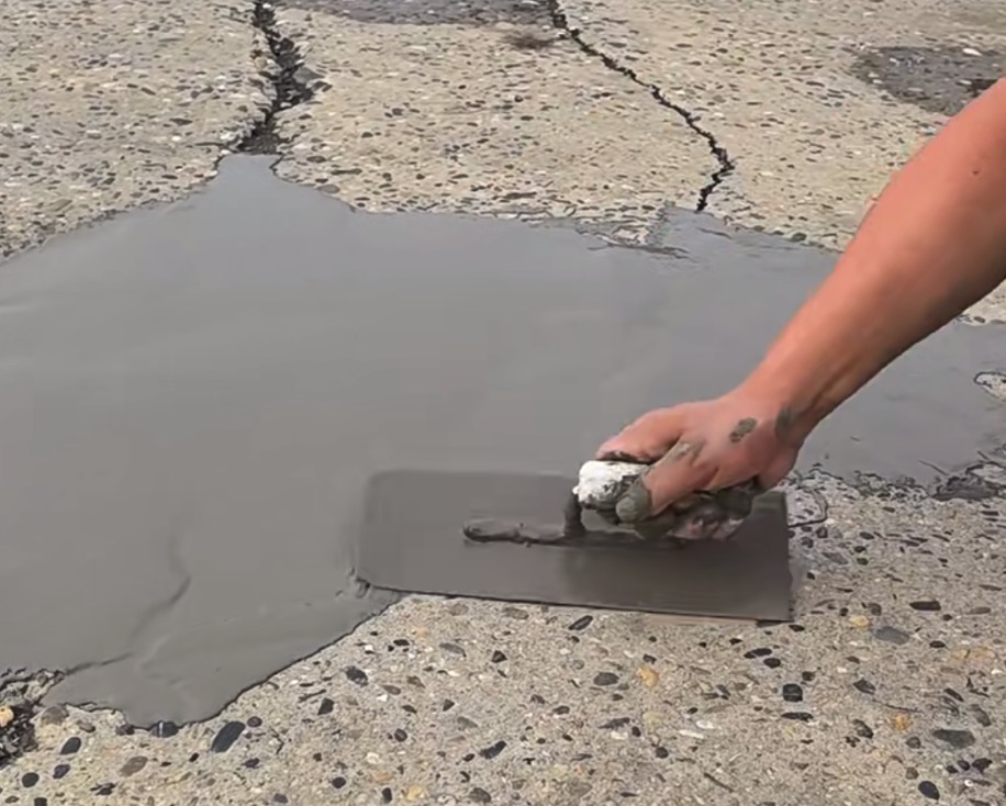 左云CGM 高效薄层道路修补料（CGM 道路抢修料）